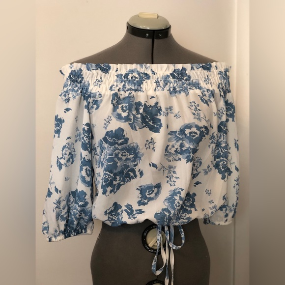 NWT Streetwear society Floral off the Shoulder Top - Picture 5 of 9